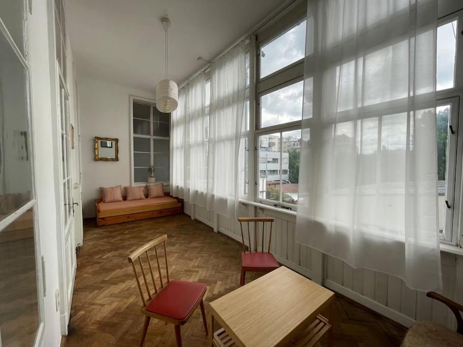 Geraeumige Altbauwohnung Im Zentrum Graz Exterior photo